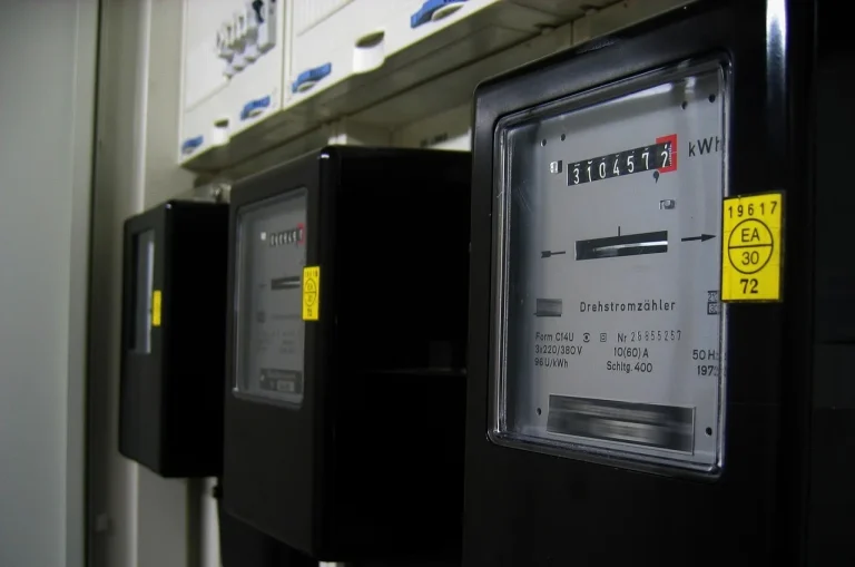 Trucuri pentru a reduce consumul de energie la boilerul electric în casele cu multe persoane